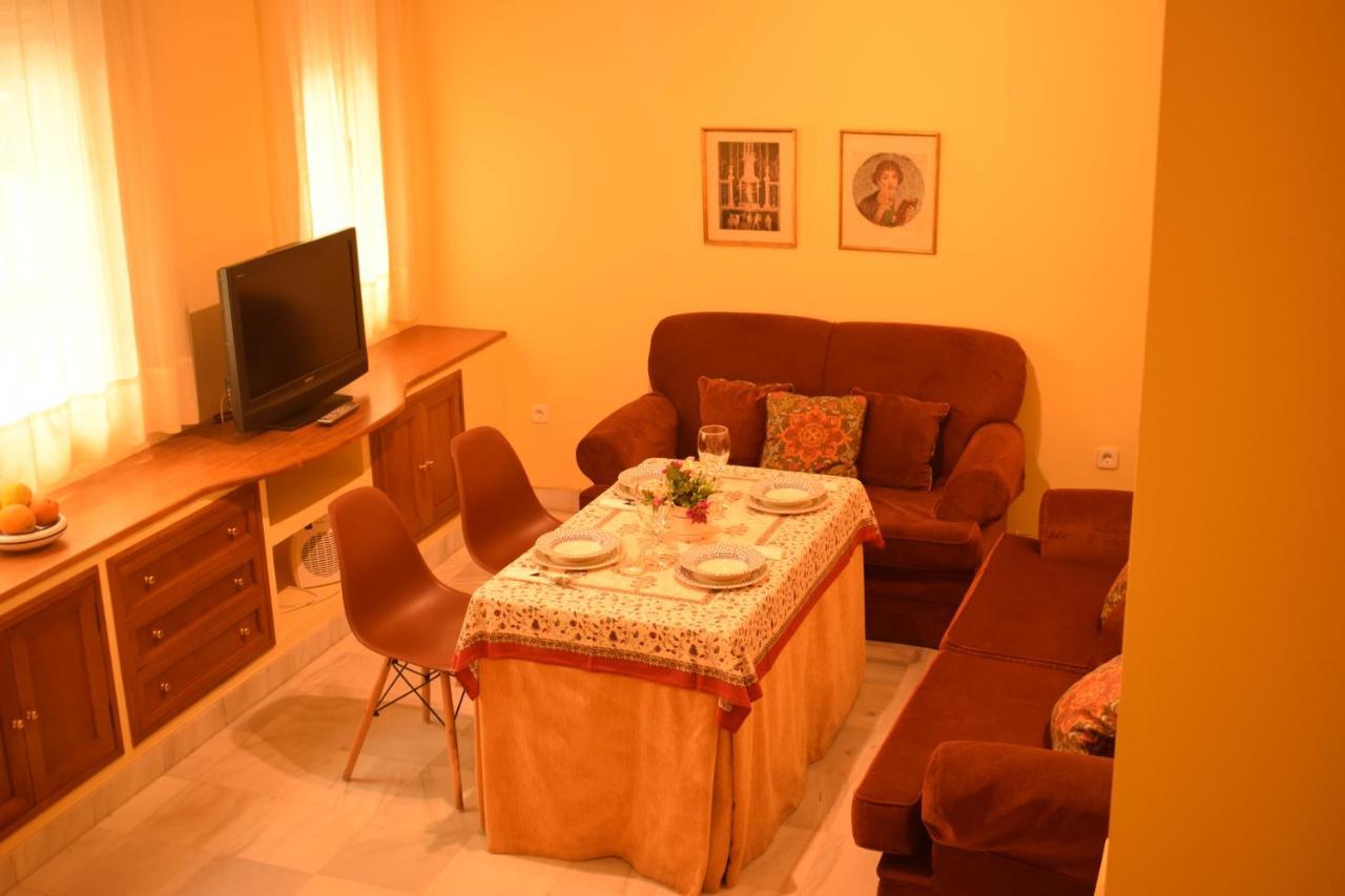 Duplex Donkey Parking Apartman Sevilla Kültér fotó