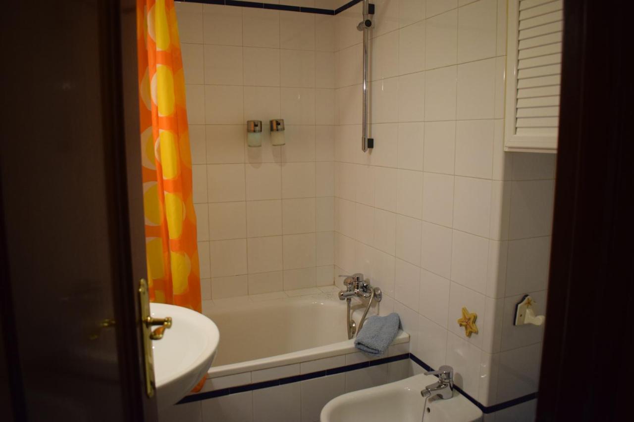 Duplex Donkey Parking Apartman Sevilla Kültér fotó