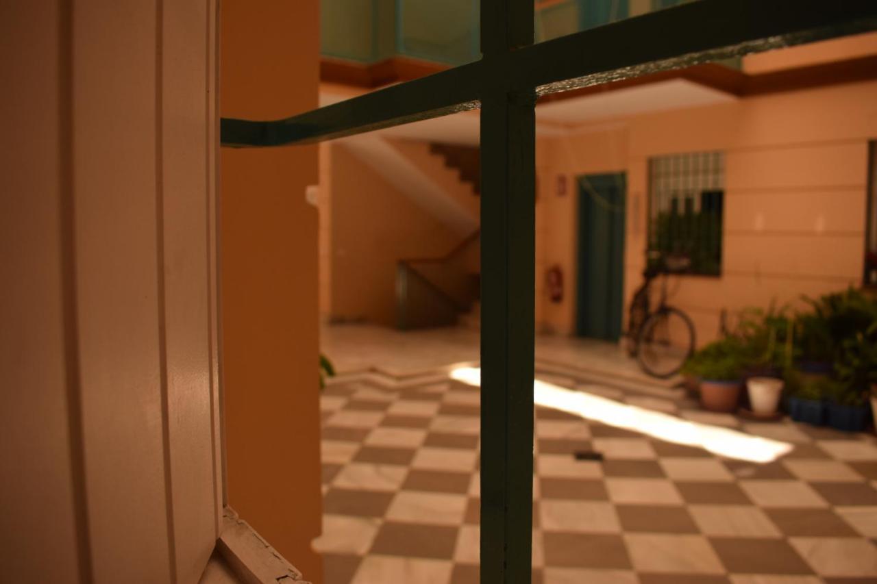 Duplex Donkey Parking Apartman Sevilla Kültér fotó